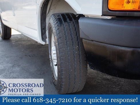 Used 2016 Chevrolet Express 2500 RWD image 13