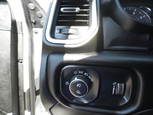 Used 2026 RAM 2500 Big Horn AWD/4WD image 15