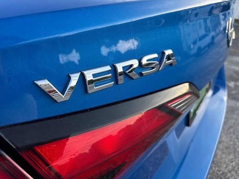 Used 2023 Nissan Versa SV FWD image 32
