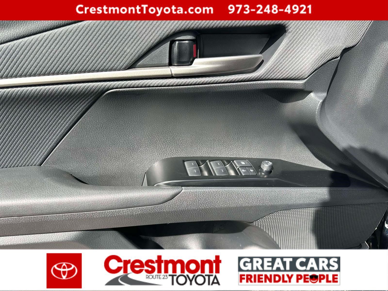 Used 2026 Toyota Camry SE w/ Convenience Package AWD/4WD image 14