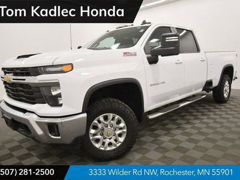 Used 2024 Chevrolet Silverado 3500 LT w/ Convenience Package image 1