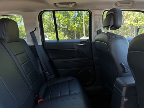 Used 2015 Jeep Patriot High Altitude image 47