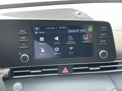 New 2026 Hyundai Elantra Sport FWD image 13