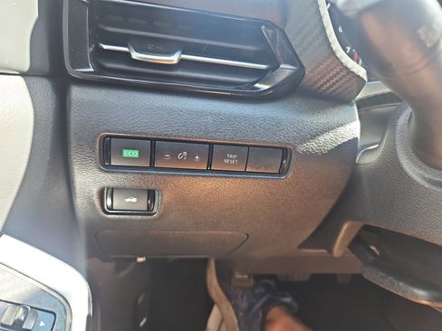 Used 2024 Nissan Sentra SR image 23