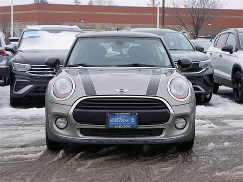 Used 2018 MINI Cooper 2-Door Hardtop w/ Cold Weather Package image 2