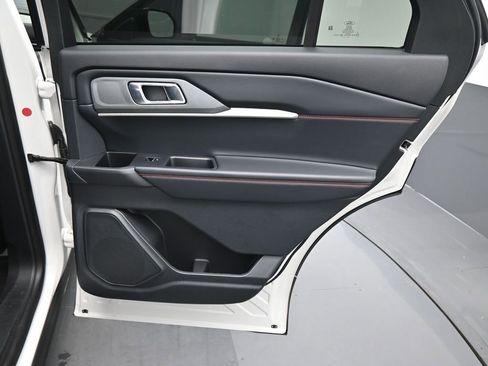 New 2026 Ford Explorer ST image 19