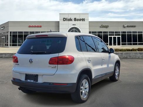 Used 2014 Volkswagen Tiguan S image 5
