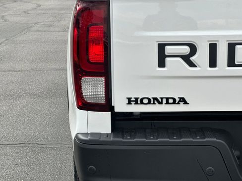 New 2026 Honda Ridgeline Black Edition image 28