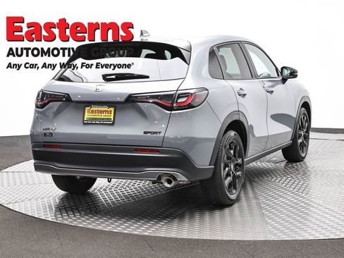 Used 2025 Honda HR-V Sport image 5