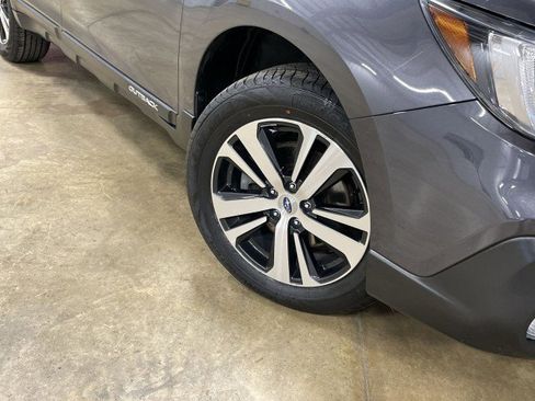 Used 2019 Subaru Outback 3.6R Limited image 11