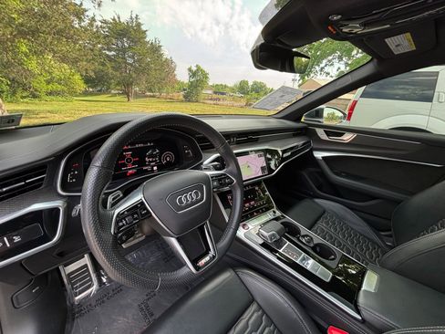 Used 2021 Audi RS 6 AWD/4WD image 10