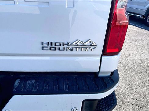 Used 2020 Chevrolet Silverado 2500 High Country w/ Z71 Off-Road Package image 6