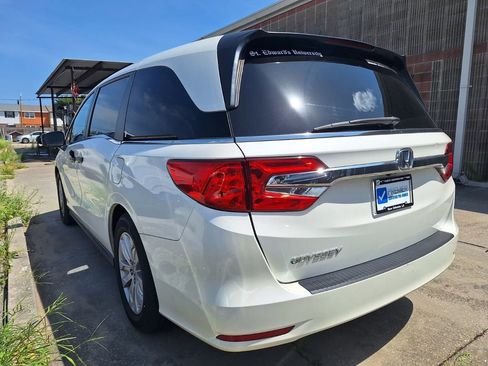 Used 2018 Honda Odyssey LX image 5