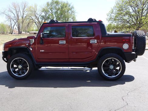 Used 2005 HUMMER H2 SUT w/ Preferred Equipment Group AWD/4WD image 9
