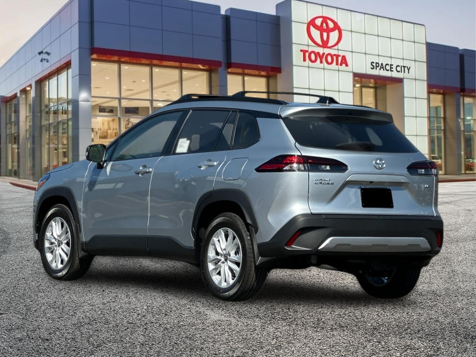 New 2026 Toyota Corolla Cross LE FWD image 4