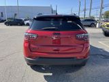 Used 2021 Jeep Compass Latitude image 4