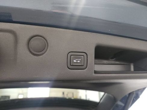 Used 2024 Chevrolet Equinox LT AWD/4WD image 15