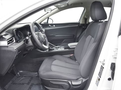Used 2022 Kia K5 LX image 11