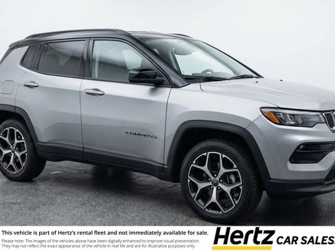 Used 2025 Jeep Compass Limited image 1