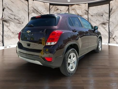 Used 2022 Chevrolet Trax LT w/ Driver Confidence Package AWD/4WD image 6