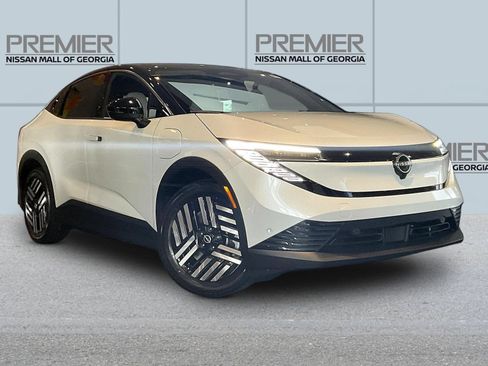 New 2026 Nissan Leaf SV+ w/ Floor Mat Package (SV+) FWD image 2