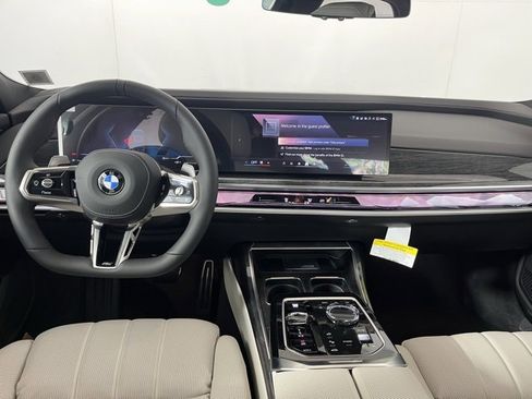 New 2026 BMW 740i xDrive image 13