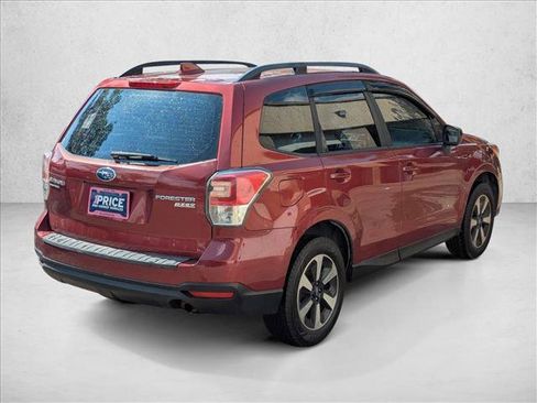 Used 2017 Subaru Forester 2.5i w/ Alloy Wheel Package AWD/4WD image 4