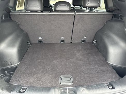 Used 2024 Jeep Compass Latitude image 6