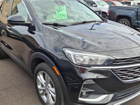 Used 2020 Buick Encore GX Preferred w/ Cold Weather Comfort Package AWD/4WD image 1