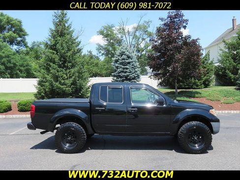 Used 2011 Nissan Frontier S AWD/4WD image 4