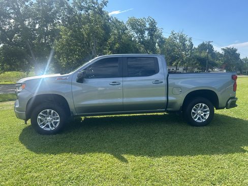 Used 2024 Chevrolet Silverado 1500 RST AWD/4WD image 8