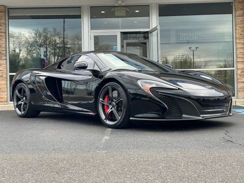 Used 2015 McLaren 650S Spider RWD image 25