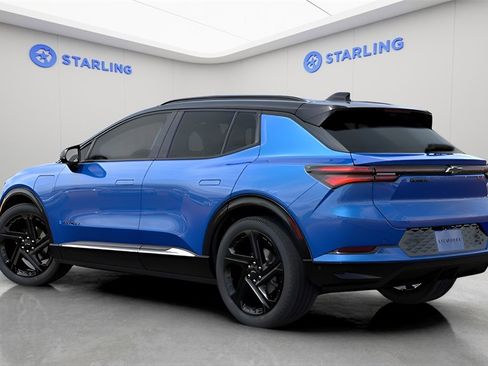 New 2026 Chevrolet Equinox EV RS image 3