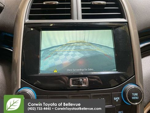 Used 2015 Chevrolet Malibu LT w/ Power Convenience Package image 18