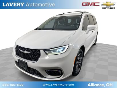 Used 2021 Chrysler Pacifica Touring-L