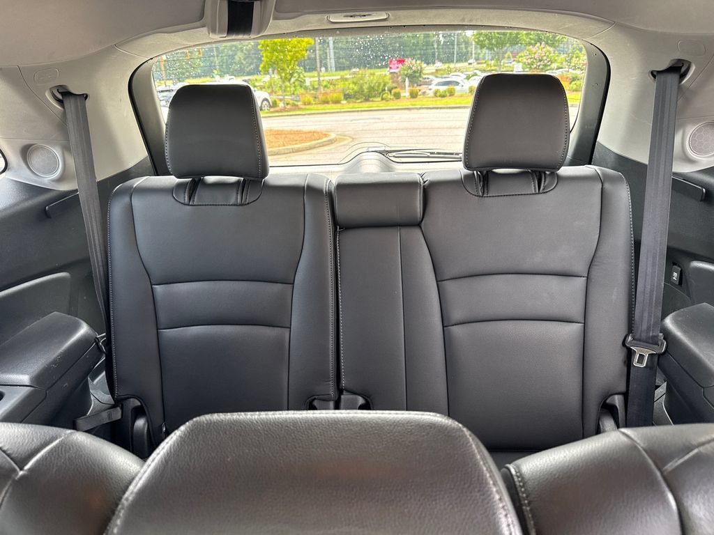Used 2020 Honda Pilot Touring image 25