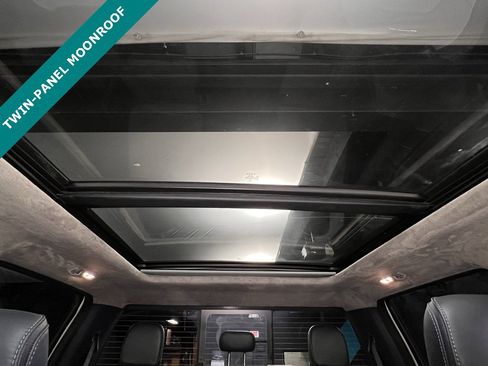 Used 2022 Ford F350 Limited image 5