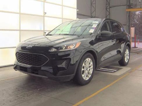 Used 2022 Ford Escape SE image 1