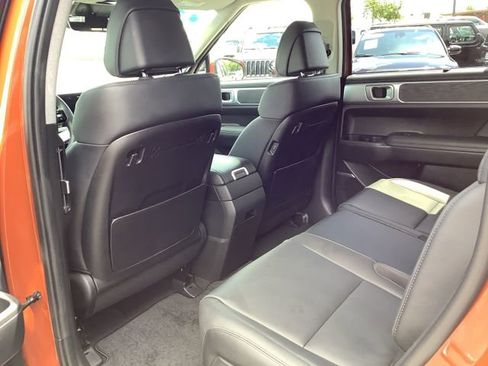 Used 2025 Hyundai Santa Fe Limited AWD/4WD image 24