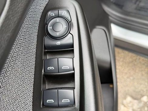 Used 2023 Chevrolet TrailBlazer LT w/ Convenience Package image 22