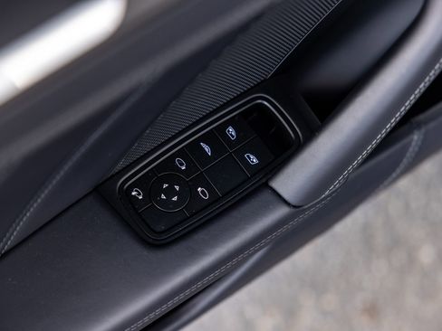 Certified 2025 Porsche 911 Carrera 4 GTS AWD/4WD image 40