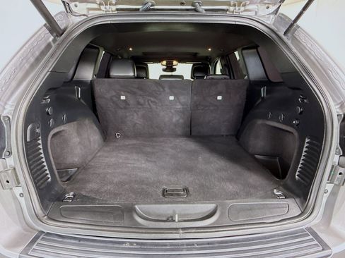 Used 2019 Jeep Grand Cherokee Altitude image 35