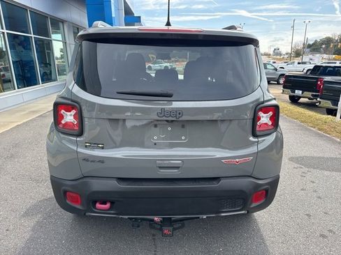Used 2020 Jeep Renegade Trailhawk image 6