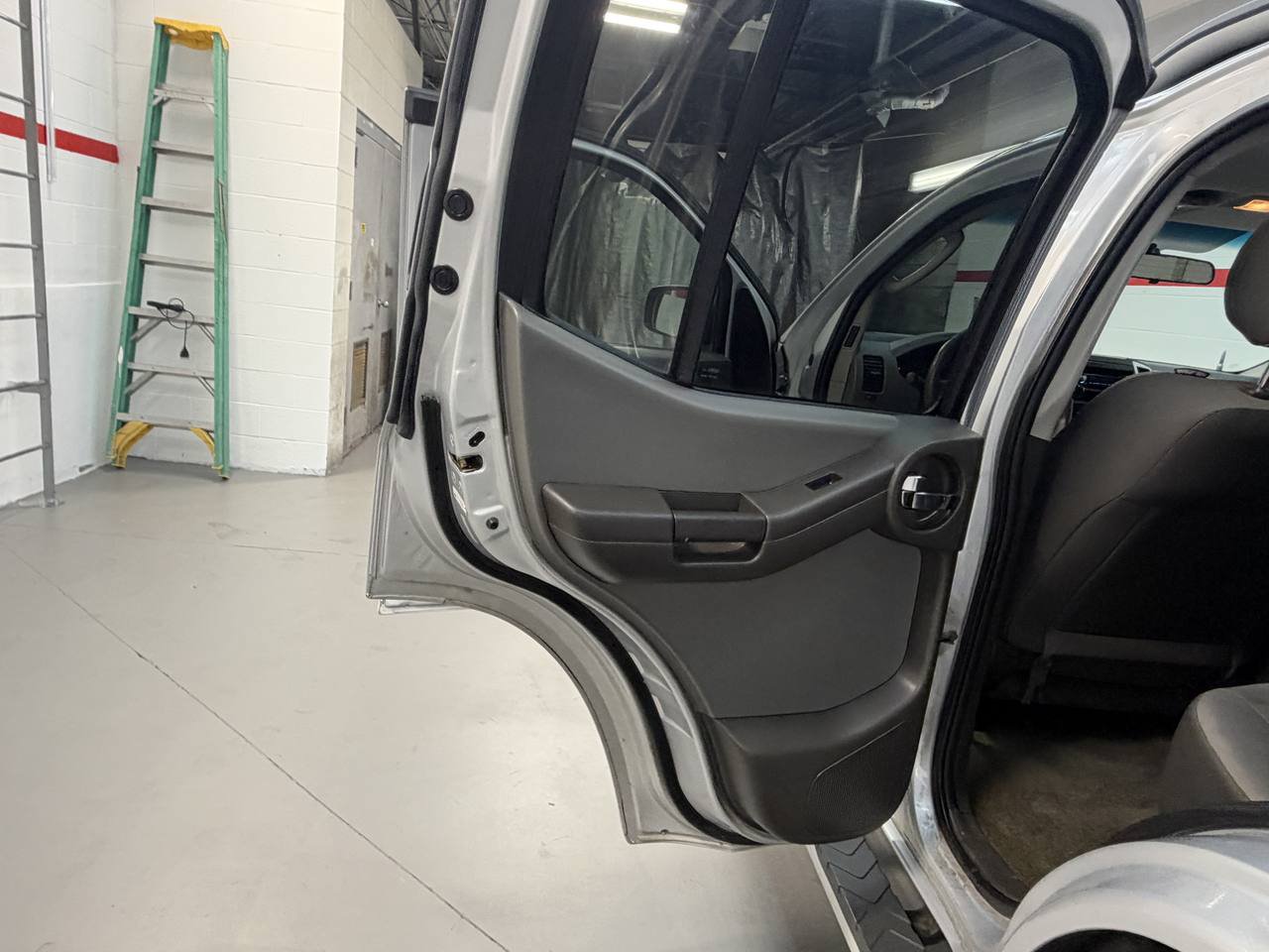 Used 2009 Nissan Xterra S AWD/4WD image 27