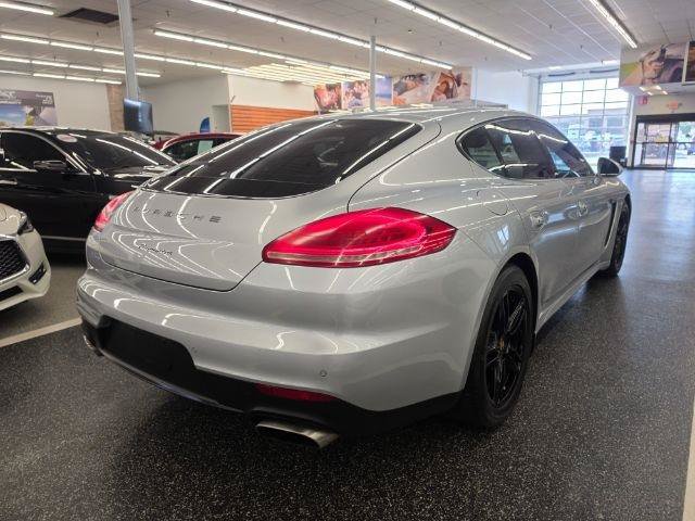 Used 2015 Porsche Panamera w/ Premium Package Plus RWD image 5