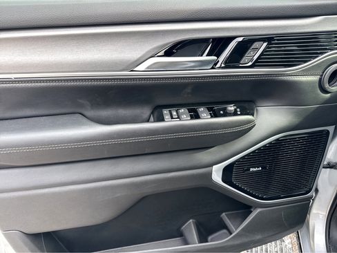 New 2026 Jeep Grand Wagoneer Limited image 13