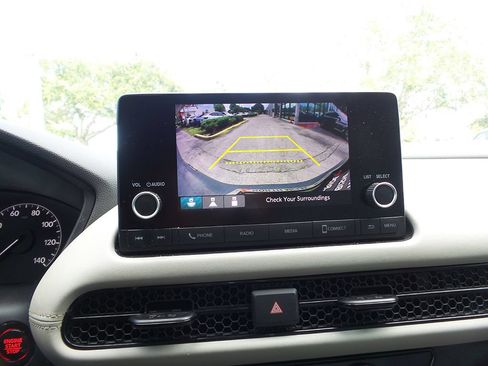Used 2025 Honda HR-V LX image 39