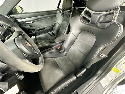 Certified 2020 Porsche 718 Cayman GT4 image 5