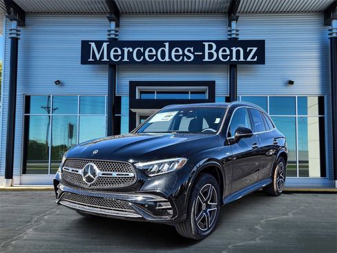New 2025 Mercedes-Benz GLC 350e 4MATIC image 3