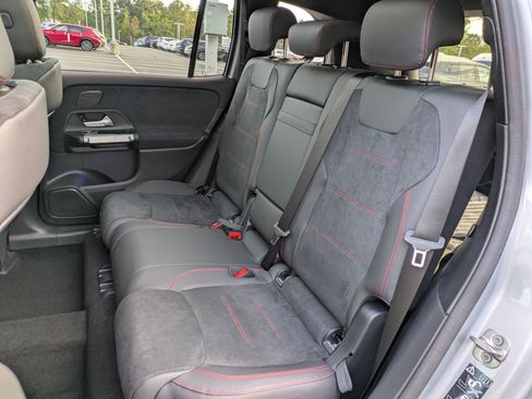 New 2026 Mercedes-Benz GLB 250 image 32